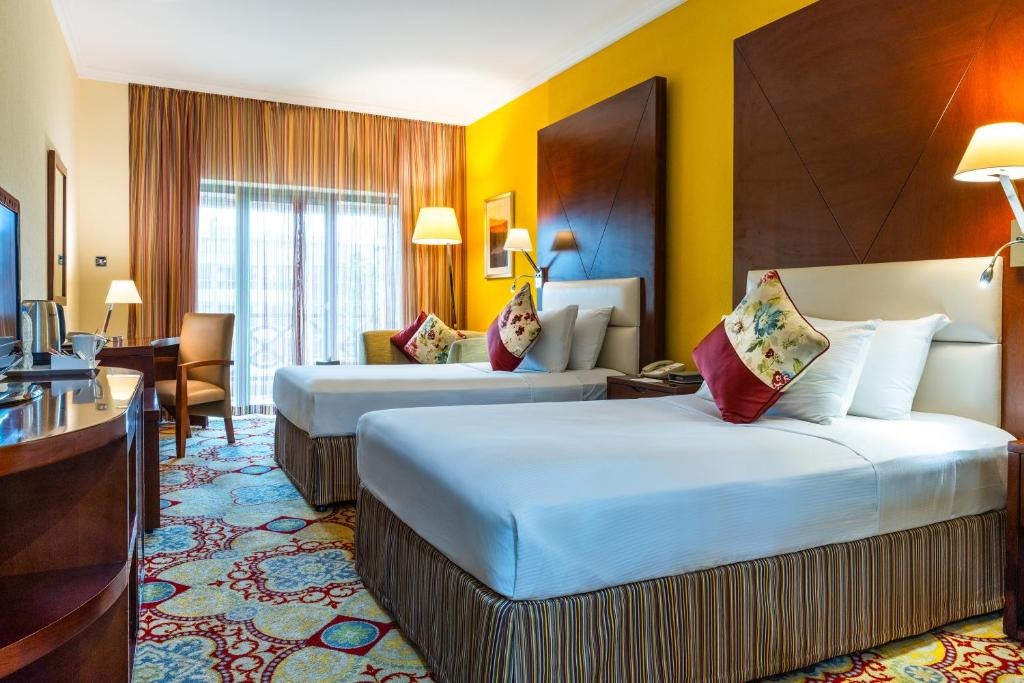 هتل کورال دبی دیره